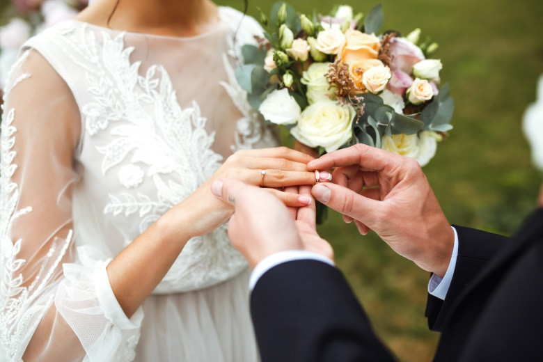 Невеста-2021, или ТОП-3 актуальных свадебных образов